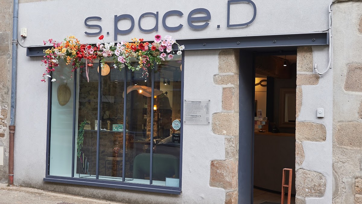S.pace.D by Laure